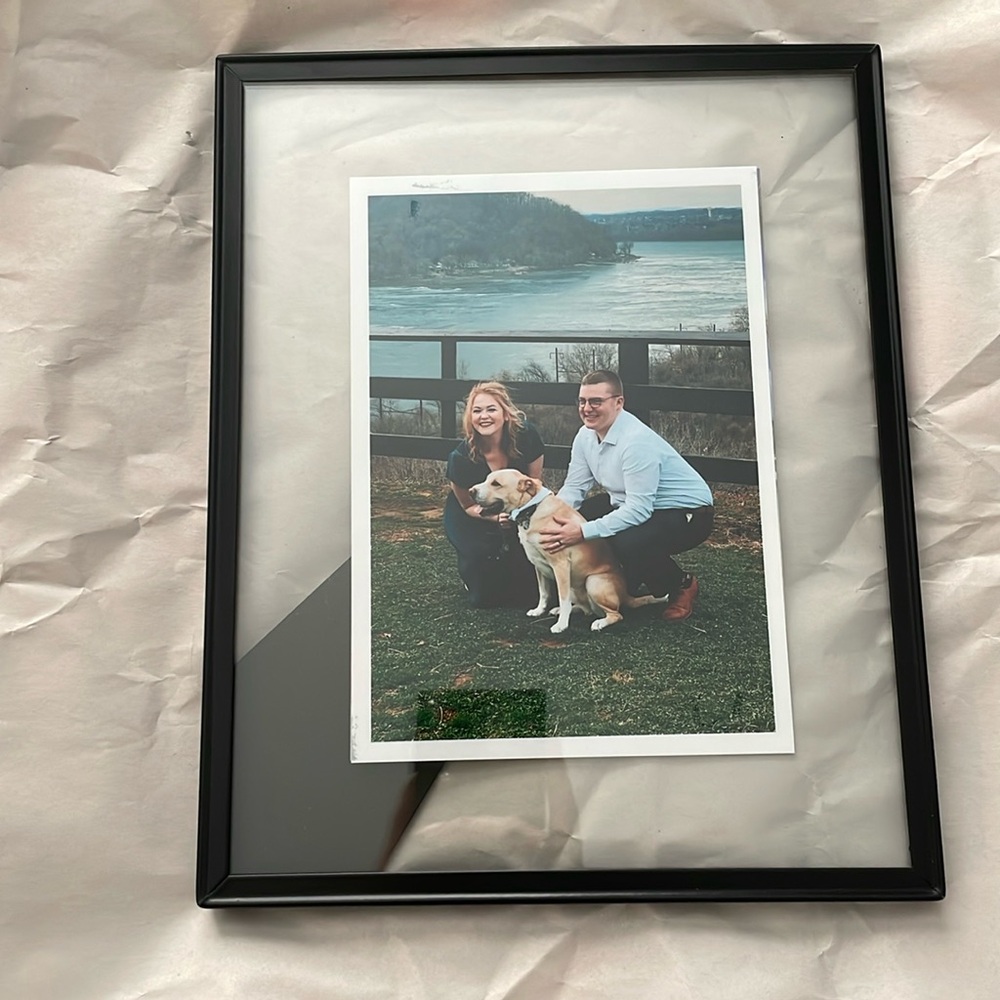 6 modern floating picture frames